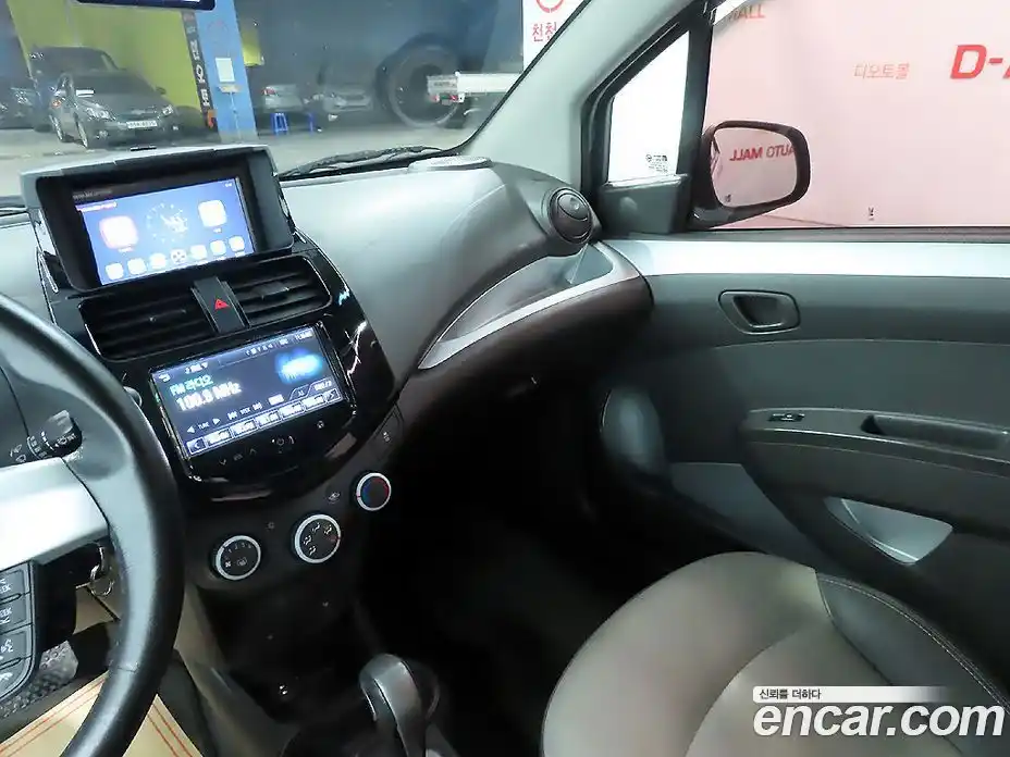 Chevrolet Spark 2014 1.0 Автомат в Москве № 64644, фото 12