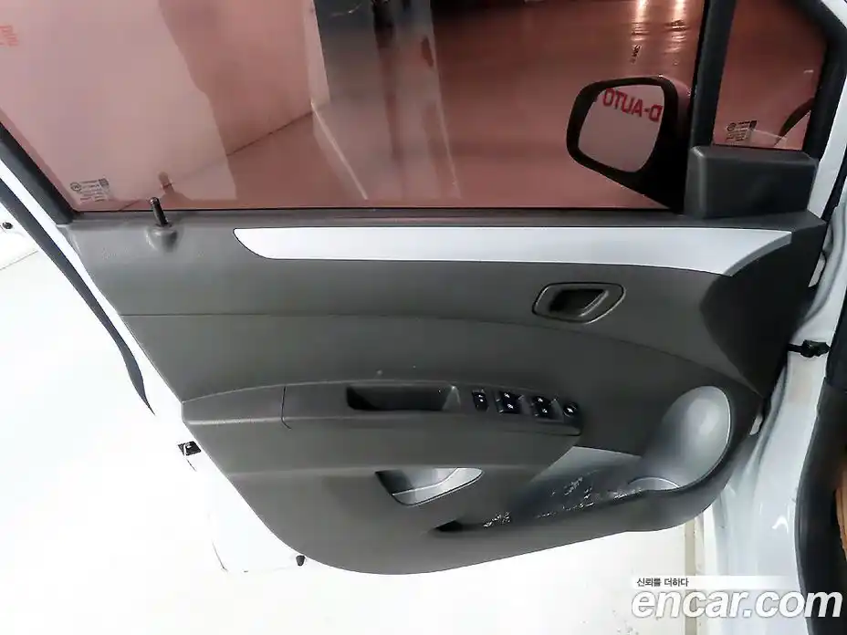 Chevrolet Spark 2014 1.0 Автомат в Москве № 64644, фото 15