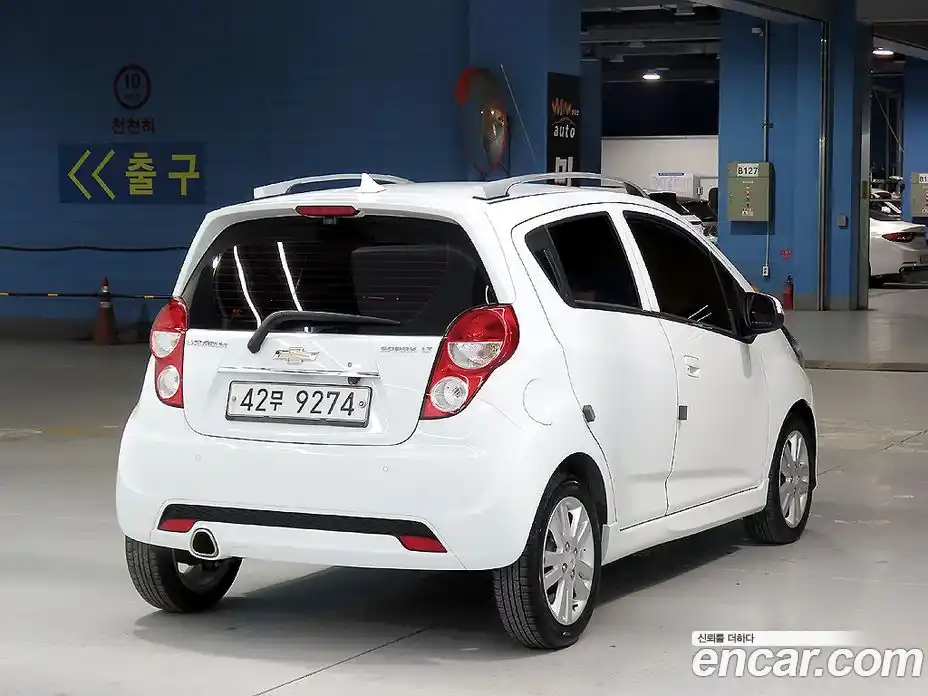 Chevrolet Spark 2014 1.0 Автомат в Москве № 64644, фото 4