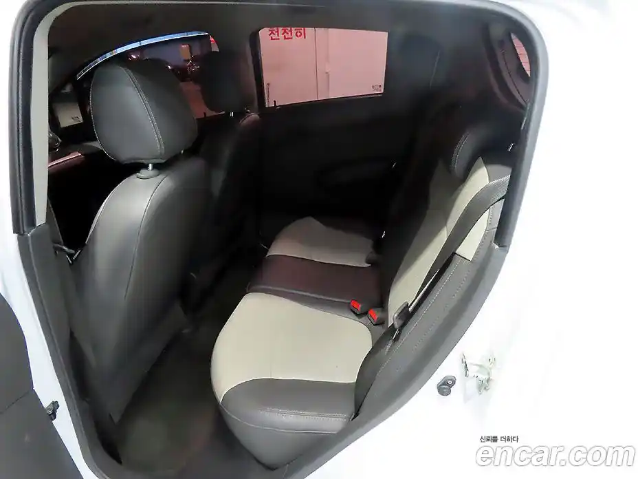 Chevrolet Spark 2014 1.0 Автомат в Москве № 64644, фото 7