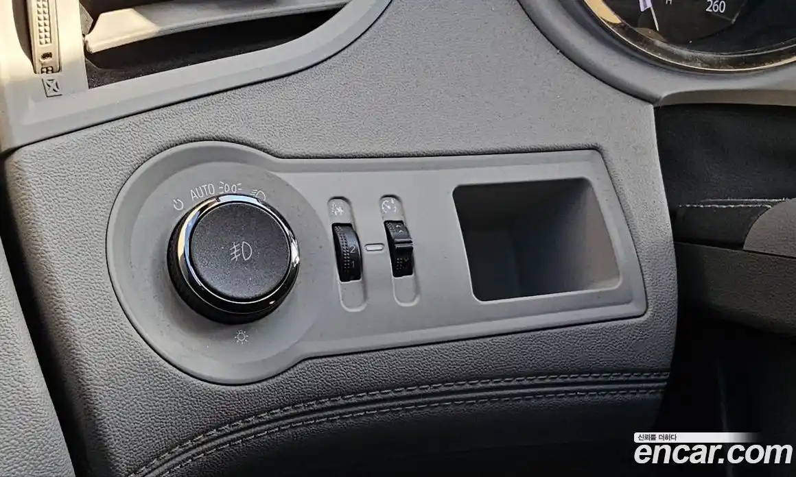 Chevrolet Alpheon 2015 2.4 Автомат в Москве № 104355, фото 14