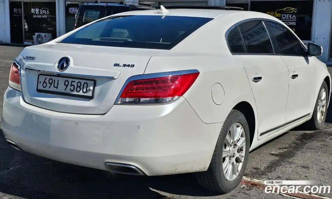 Chevrolet Alpheon 2015 2.4 Автомат в Москве № 104355, фото 6