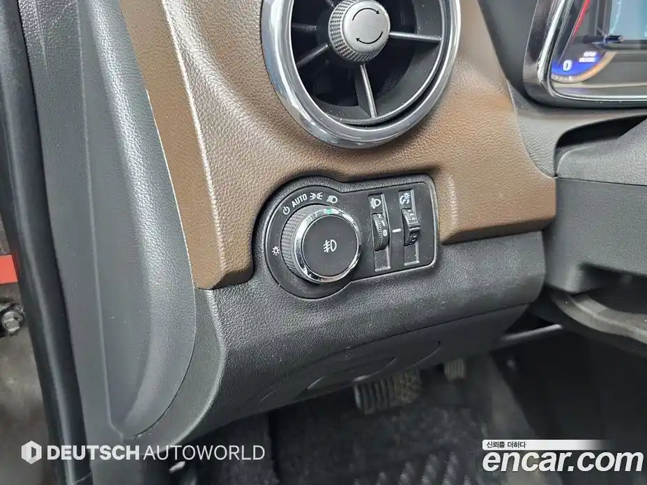 Chevrolet Trax 2013 1.4 Автомат в Москве № 104847, фото 16