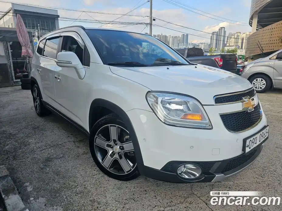 Chevrolet Orlando 2015 2.0 Автомат в Москве № 105354, фото 1