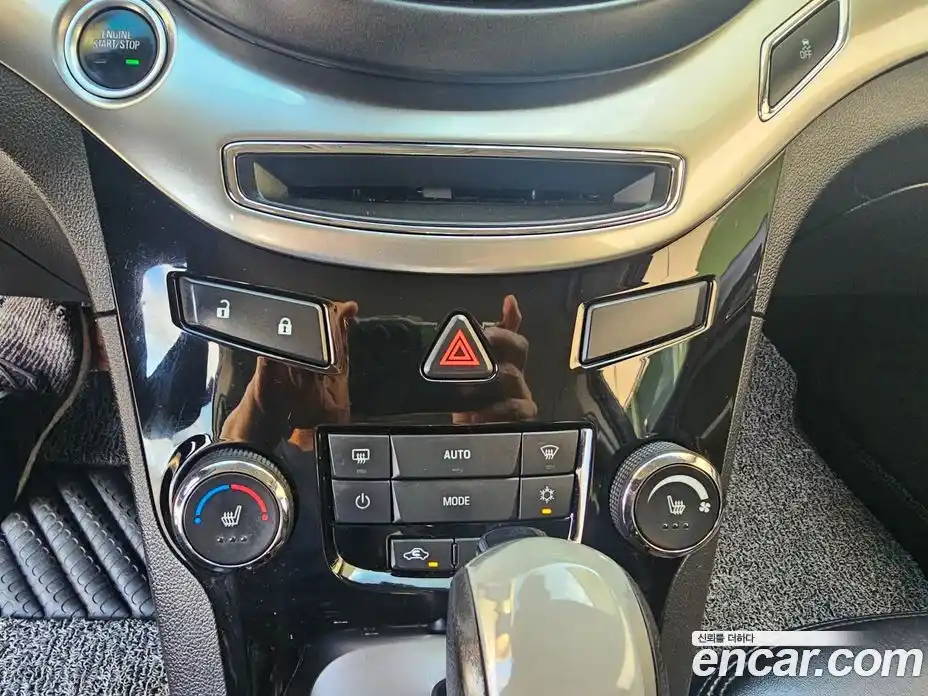 Chevrolet Orlando 2015 2.0 Автомат в Москве № 105354, фото 17