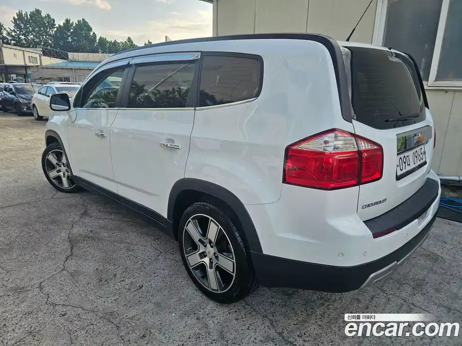 Chevrolet Orlando 2015 2.0 Автомат в Москве № 105354, фото 2