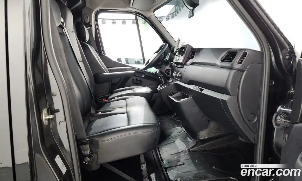 Renault Master 2020 2.3 Механическая в Москве № 106349, фото 11