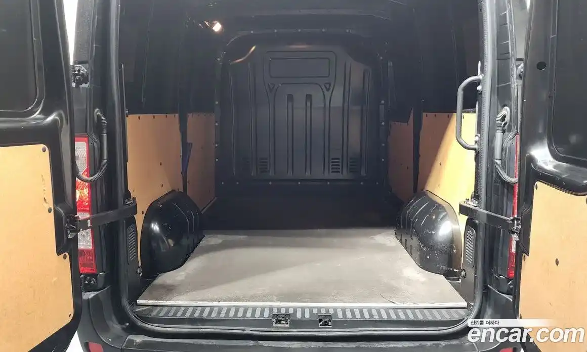 Renault Master 2020 2.3 Механическая в Москве № 106349, фото 20