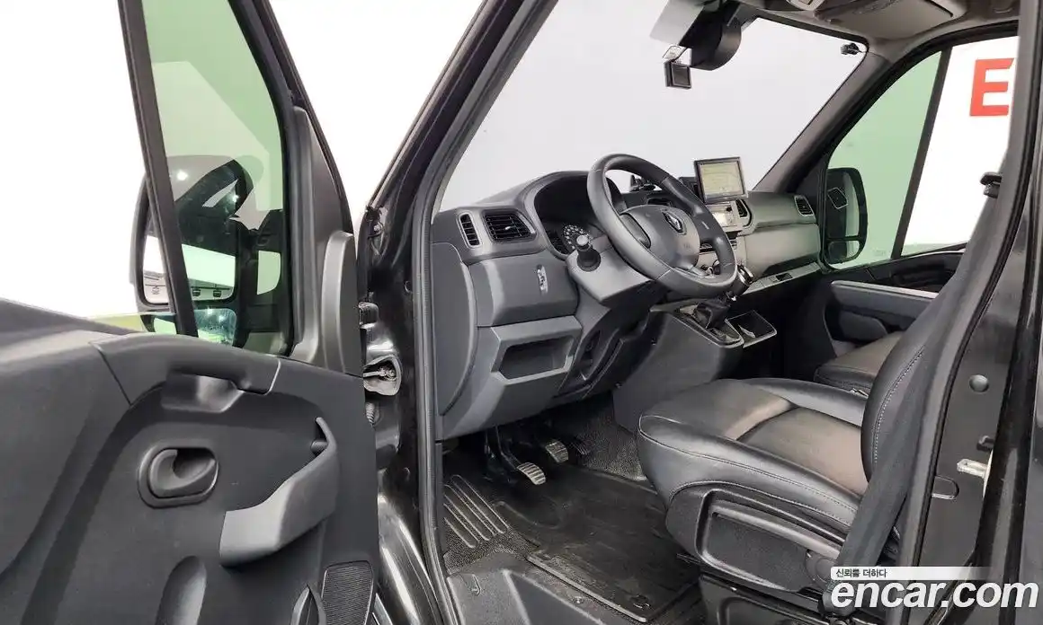 Renault Master 2020 2.3 Механическая в Москве № 106349, фото 10