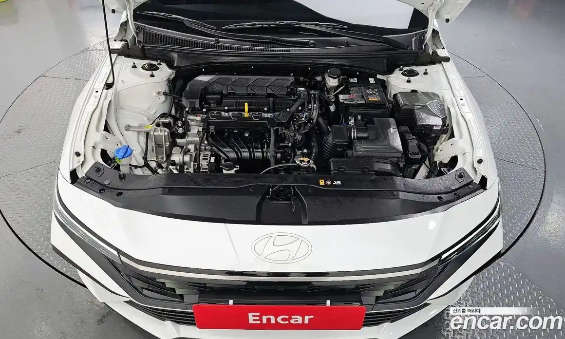 Hyundai Avante 2024 1.6 Автомат в Москве № 108308, фото 4