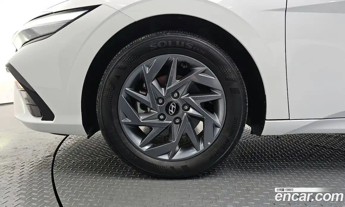 Hyundai Avante 2024 1.6 Автомат в Москве № 108308, фото 10