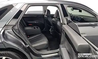 Hyundai Grandeur 2023 2.5 Автомат в Москве № 109940, миниатюра 11