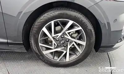 Hyundai Grandeur 2023 2.5 Автомат в Москве № 109940, миниатюра 5