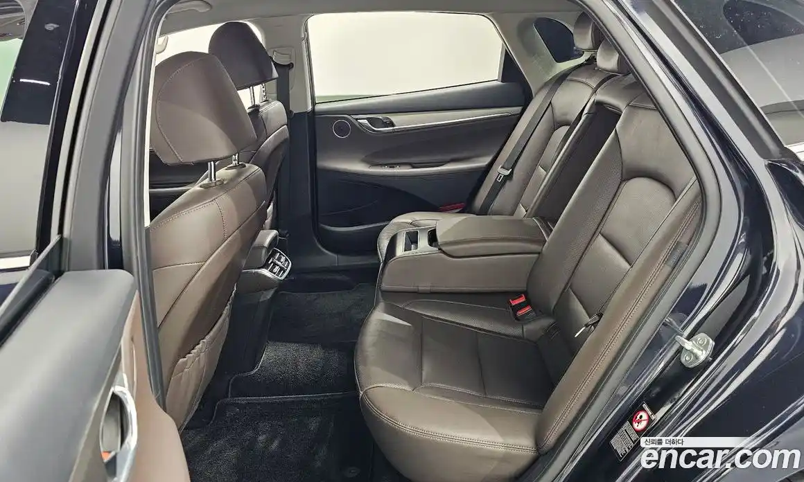 Hyundai Grandeur 2022 2.5 Автомат в Москве № 112385, фото 11