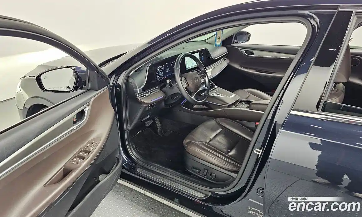 Hyundai Grandeur 2022 2.5 Автомат в Москве № 112385, фото 3