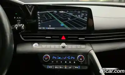 Hyundai Avante 2022 1.6 Автомат в Москве № 112935, миниатюра 2