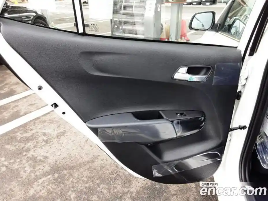 Kia Morning 2026 1.0 Автомат в Москве № 113875, фото 17