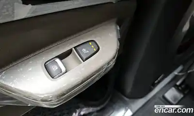 Kia Canival 2025 3.5 Автомат в Москве № 114037, миниатюра 5