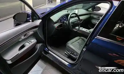 Genesis GV70 2022 2.5 Автомат в Москве № 117729, миниатюра 12