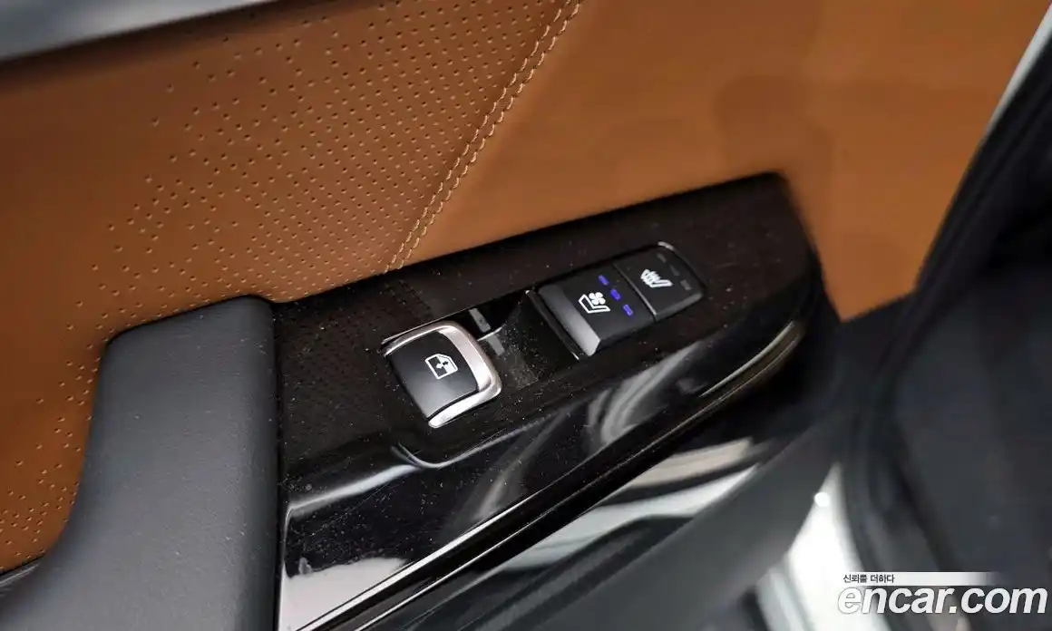 Kia Mohave 2023 3.0 Автомат в Москве № 121483, фото 11