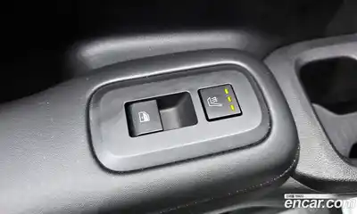 Hyundai Santa Fe 2024 1.6 Автомат в Москве № 123579, миниатюра 3