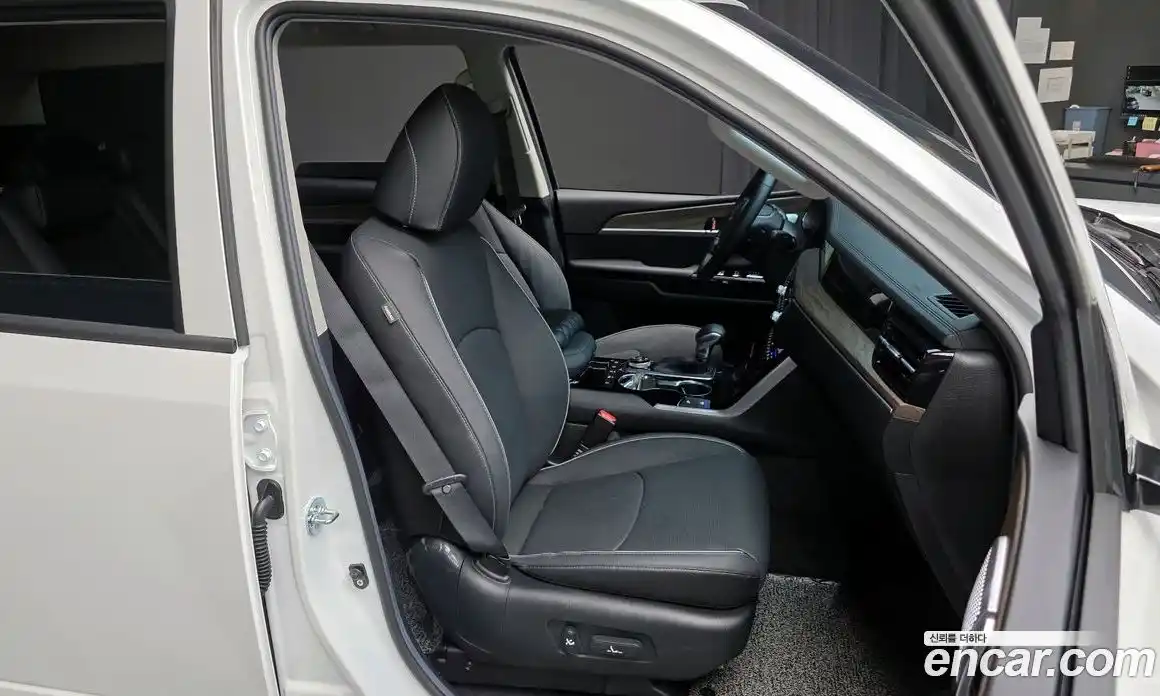 Kia Mohave 2022 3.0 Автомат в Москве № 127804, фото 12