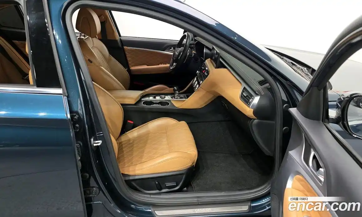 Genesis G70 2023 2.0 Автомат в Москве № 129108, фото 11