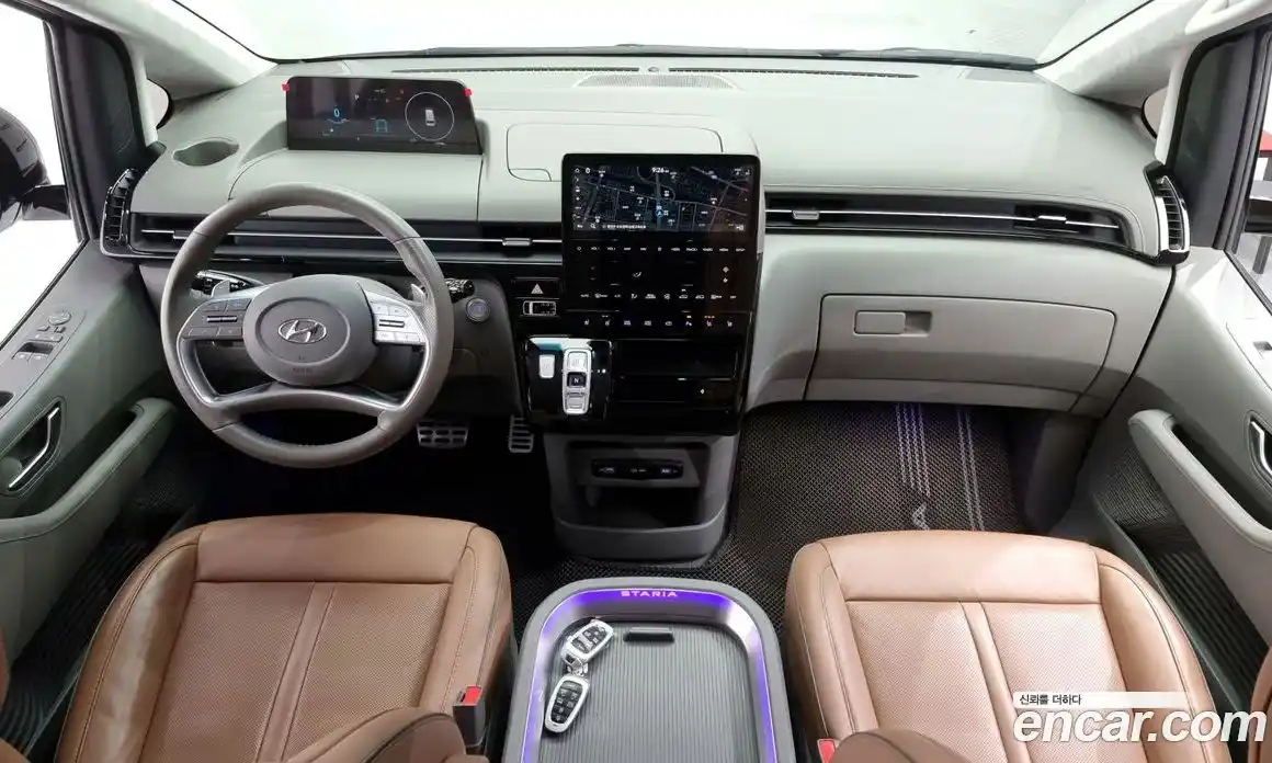 Hyundai Staria 2023 3.5 Автомат в Москве № 130755, фото 7