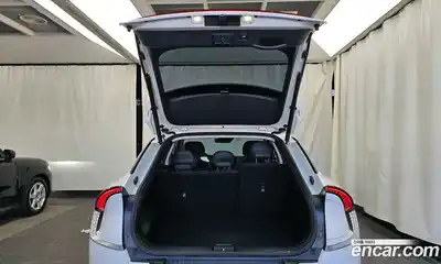 Kia EV6 2023 0.1 Автомат в Москве № 131129, миниатюра 5