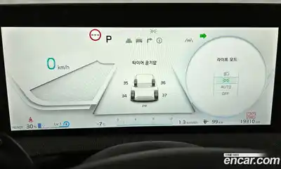 Kia EV6 2023 0.1 Автомат в Москве № 131129, миниатюра 10