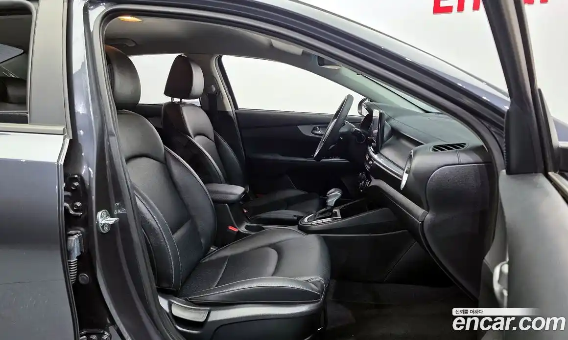 Kia K3 2022 1.6 Автомат в Москве № 131580, фото 11