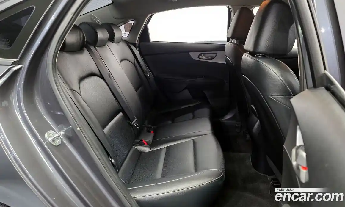 Kia K3 2022 1.6 Автомат в Москве № 131580, фото 12