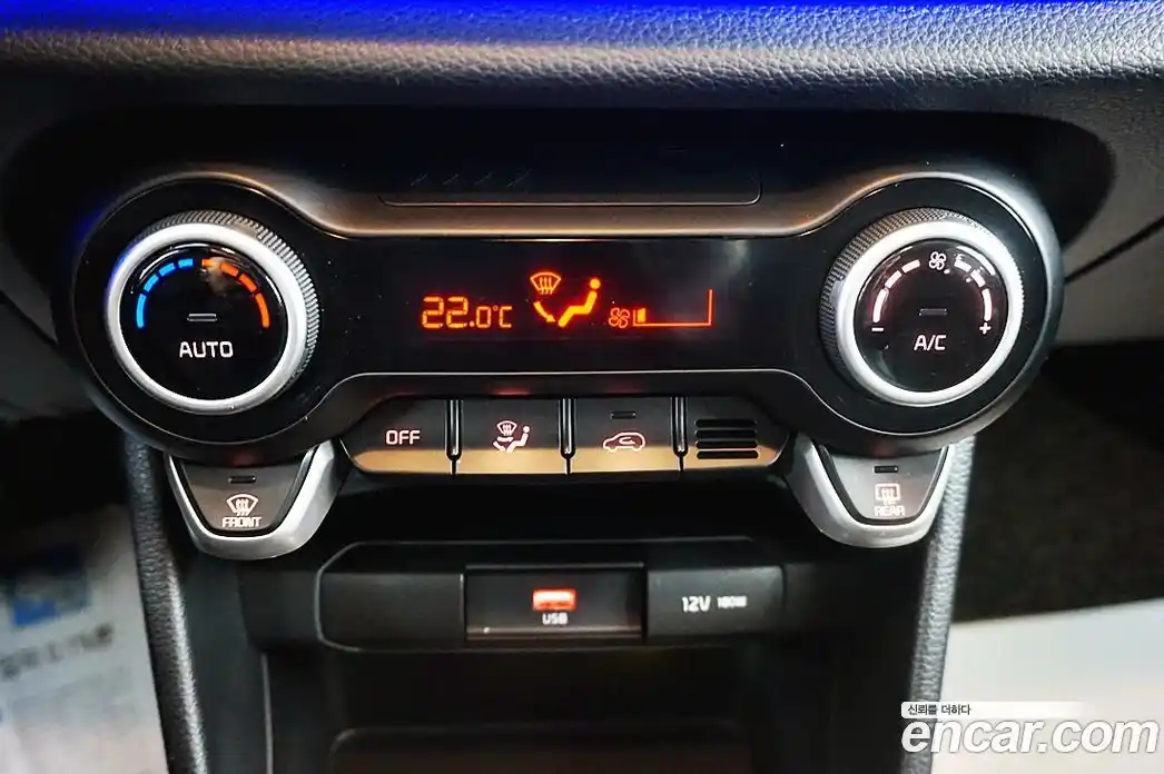 Kia Morning 2023 1.0 Автомат в Москве № 131602, фото 12