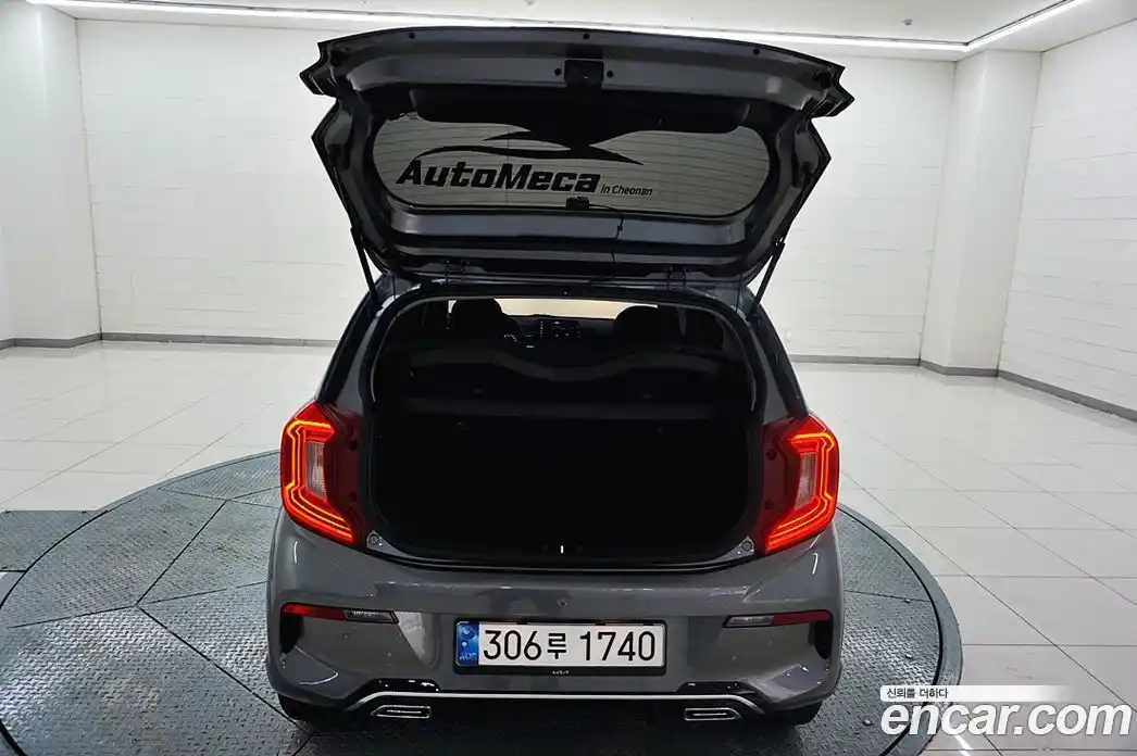 Kia Morning 2023 1.0 Автомат в Москве № 131602, фото 19