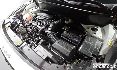 Kia Seltos 2023 1.6 Автомат в Москве № 132526, миниатюра 6