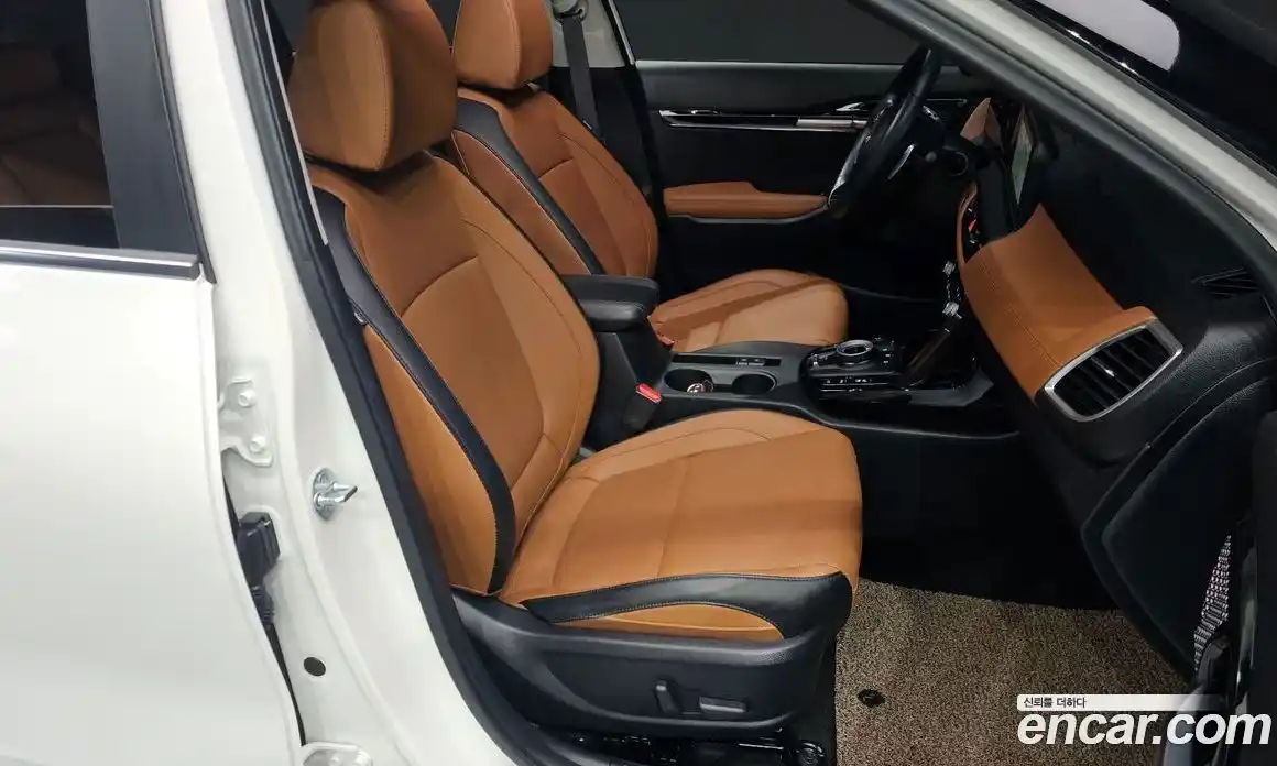 Kia Seltos 2023 1.6 Автомат в Москве № 132526, фото 10