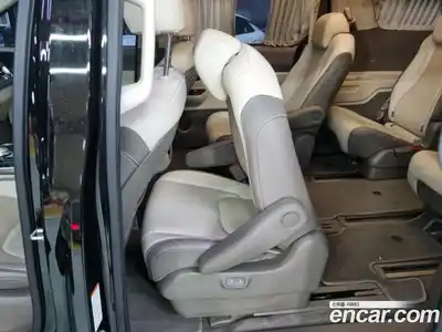 Kia Canival 2023 3.5 Автомат в Москве № 134085, миниатюра 4