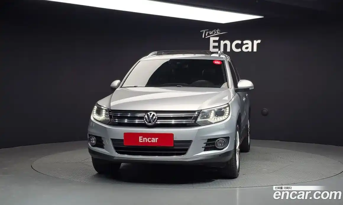 Volkswagen Tiguan 2013 2.0 Автомат в Москве № 134732, фото 17