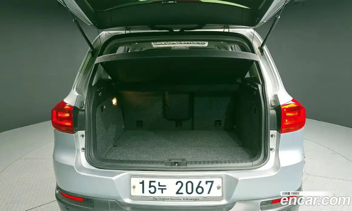 Volkswagen Tiguan 2013 2.0 Автомат в Москве № 134732, фото 20