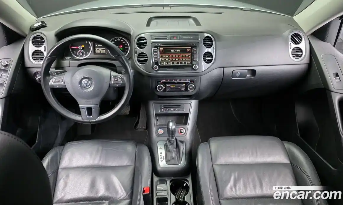 Volkswagen Tiguan 2013 2.0 Автомат в Москве № 134732, фото 8