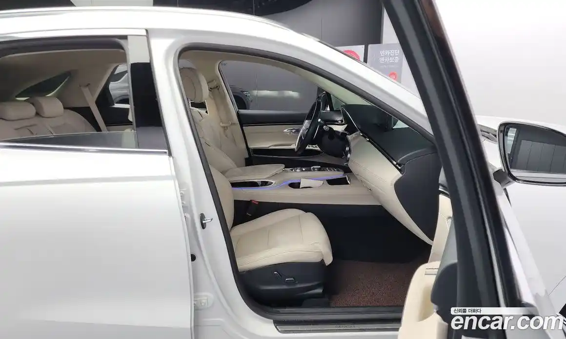 Genesis GV70 2023 2.2 Автомат в Москве № 13532, фото 10