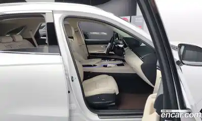 Genesis GV70 2023 2.2 Автомат в Москве № 13532, миниатюра 10