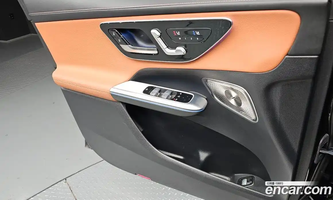 Mercedes-Benz GLC-Class 2023 2.0 Автомат в Москве № 142095, фото 12