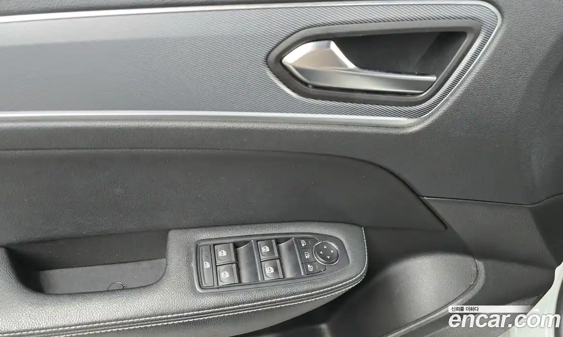 Renault XM3 2023 1.6 Автомат в Москве № 147942, фото 12