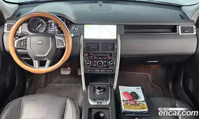 Land Rover Discovery Sport 2017 2.0 Автомат в Москве № 153781, миниатюра 2