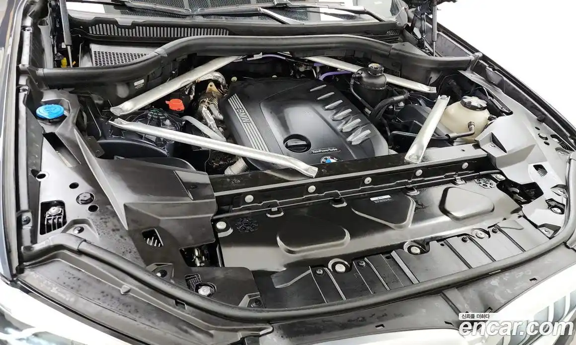 BMW X6 2021 3.0 Автомат в Москве № 156819, фото 2