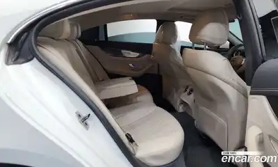 Mercedes-Benz CLS-Class 2020 1.9 Автомат в Москве № 160403, миниатюра 6