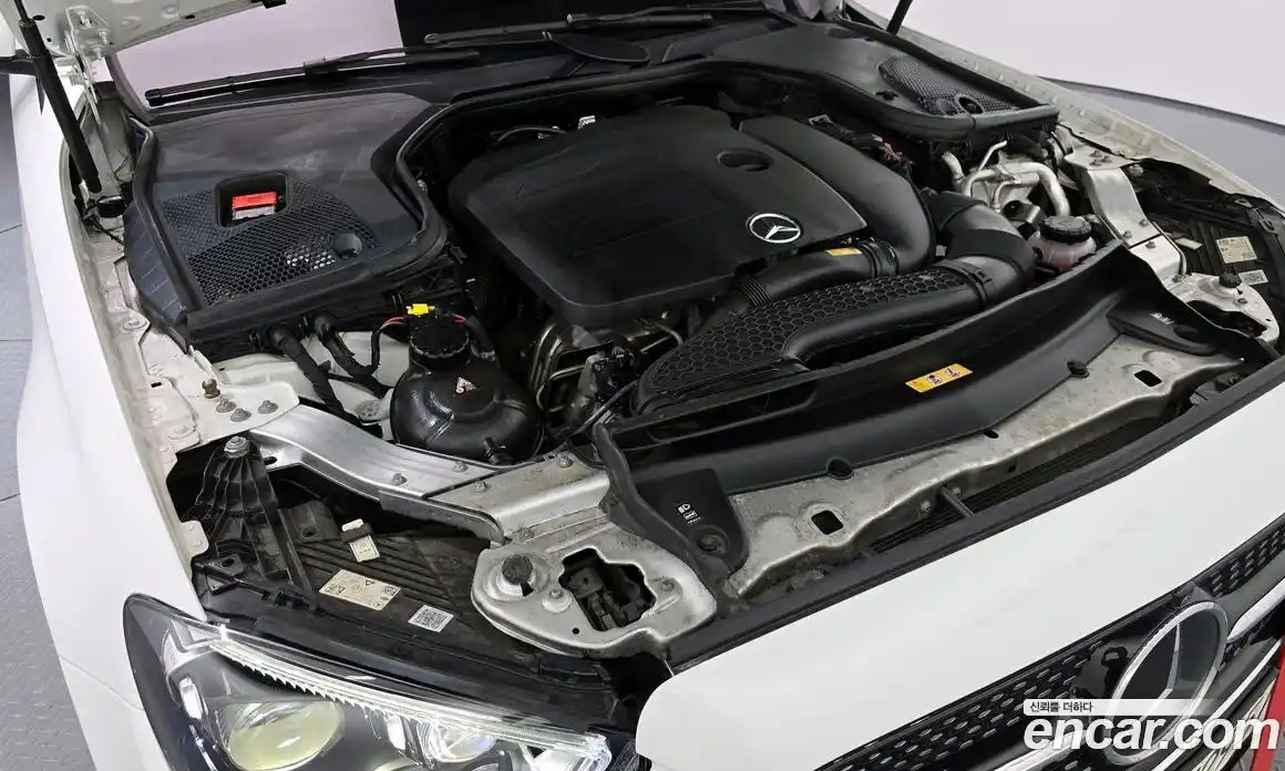 Mercedes-Benz E-Class 2021 2.0 Автомат в Москве № 160445, фото 18