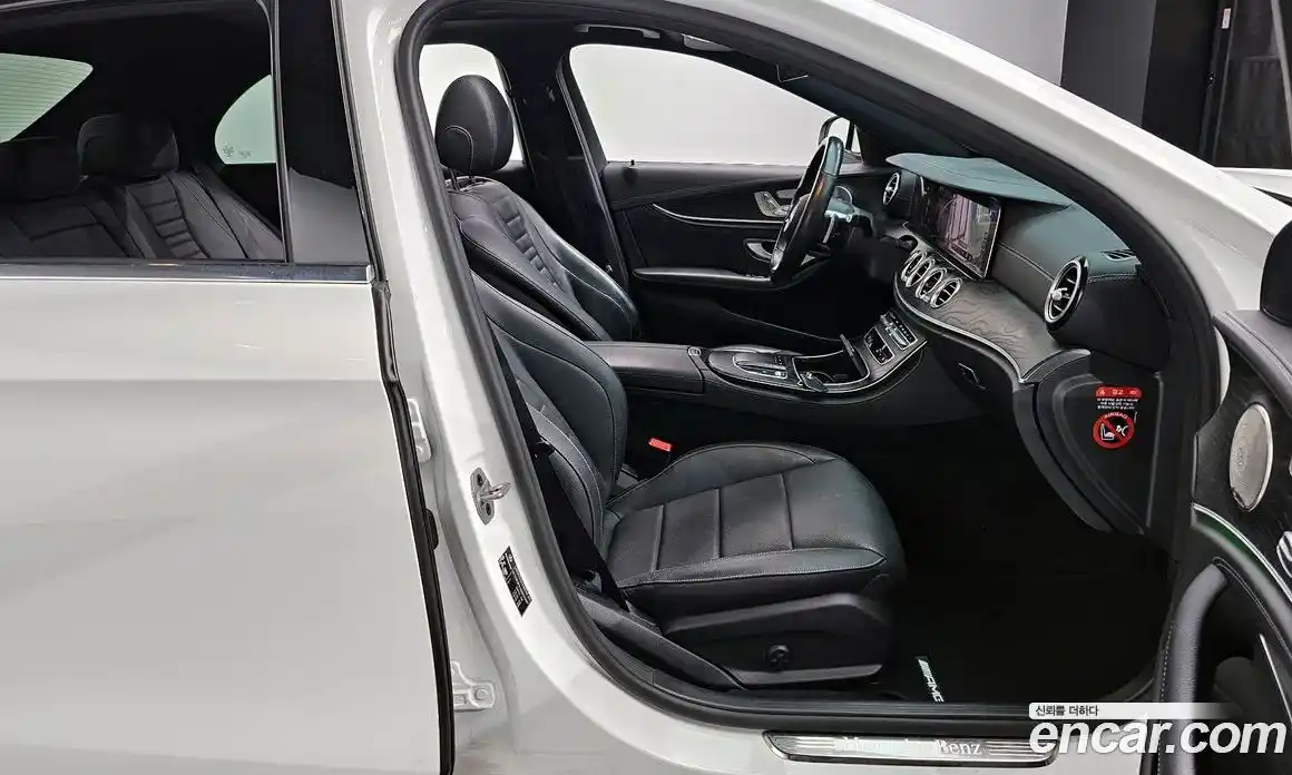 Mercedes-Benz E-Class 2022 1.9 Автомат в Москве № 161528, фото 14