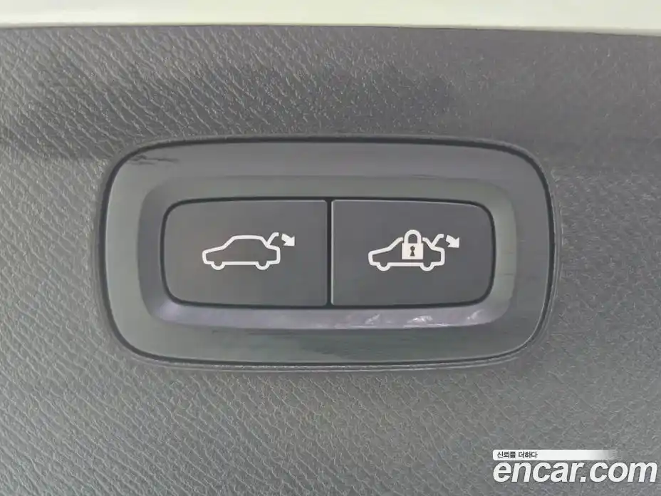 Volvo XC90 2024 2.0 Автомат в Москве № 164795, фото 17